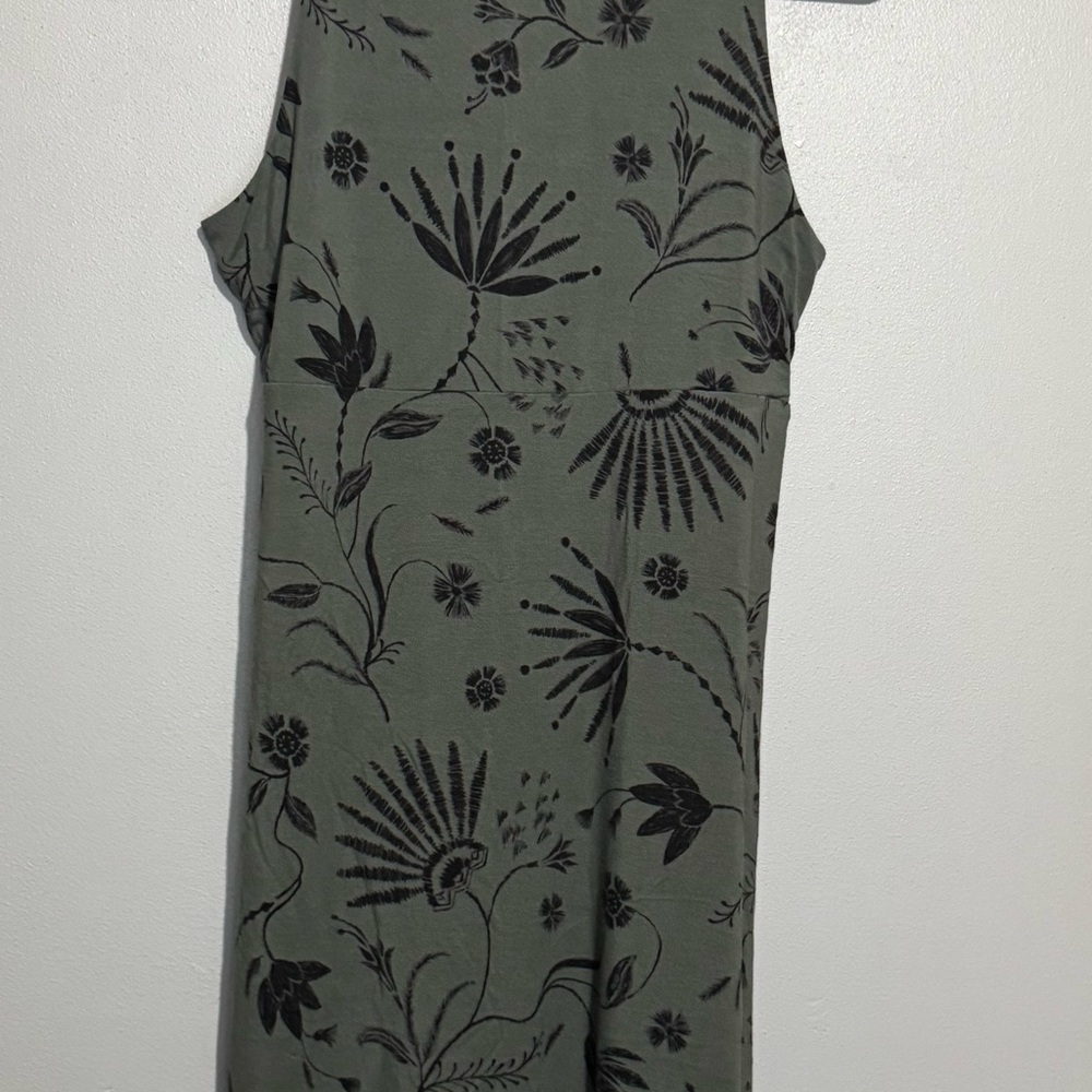 Athleta Shift Dress Women's Medium Black Floral Stretch Casual